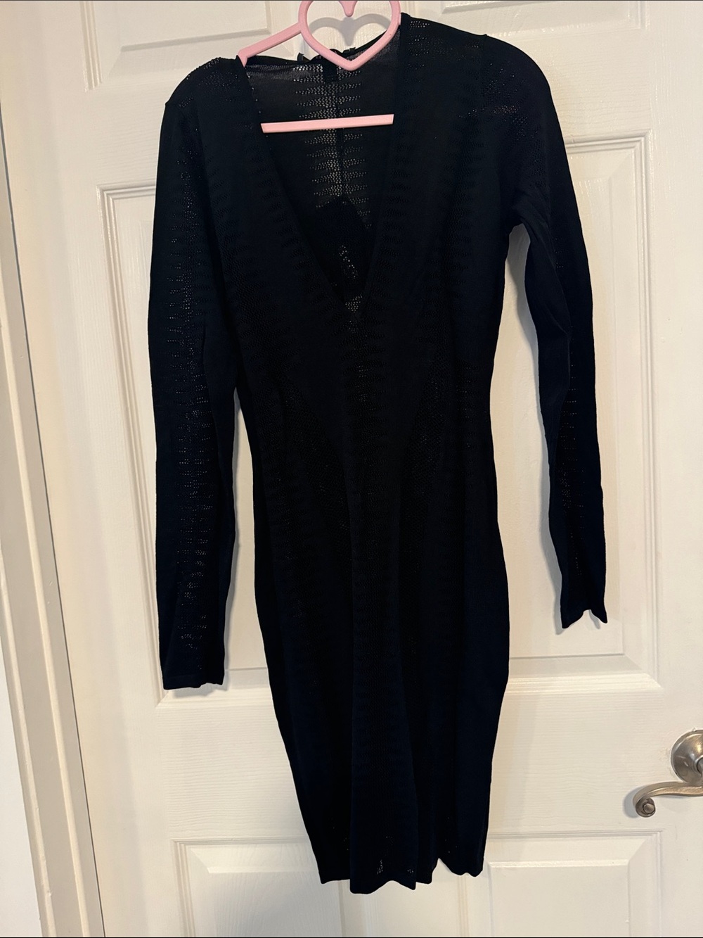 Hera Collection Black V-Neck Long Sleeve Knit coverup